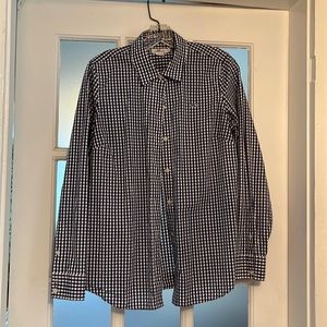 Classic Vineyard Vines shirt